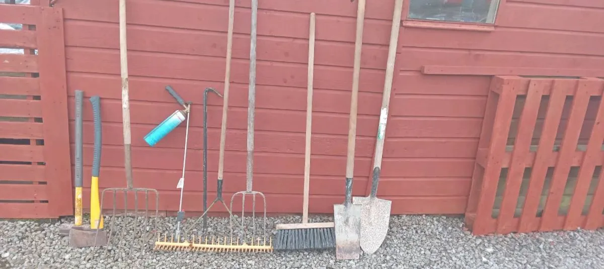 Garden tools etc - Image 3