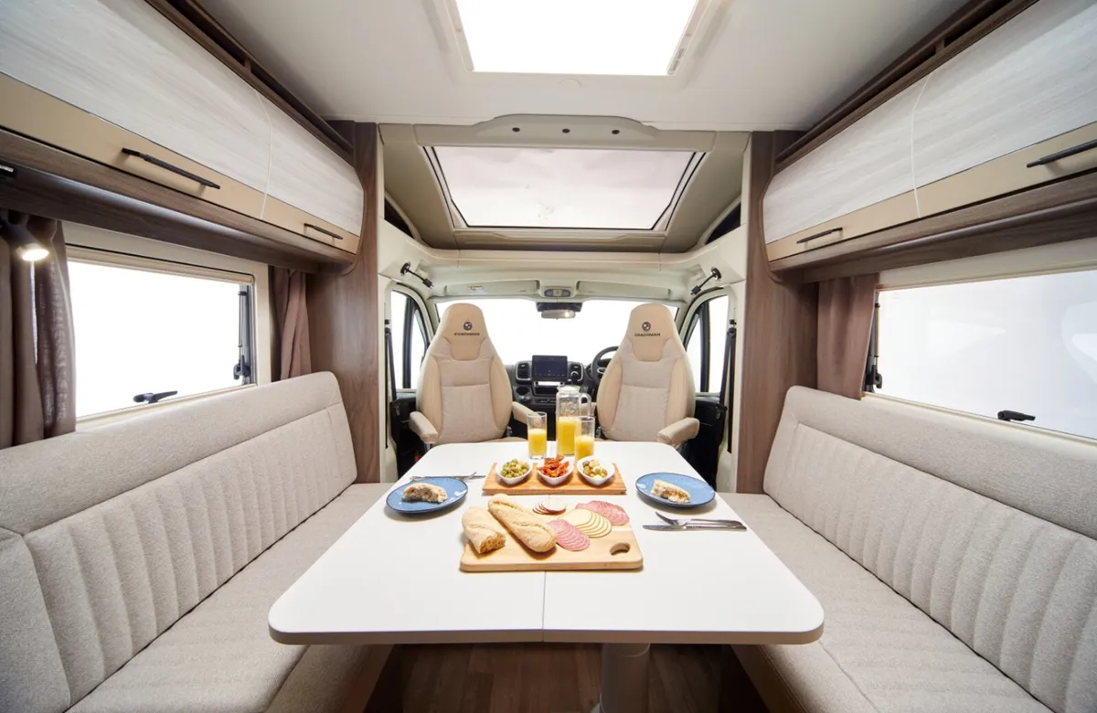 NEW COACHMAN AVVENTURA 565 - Image 3