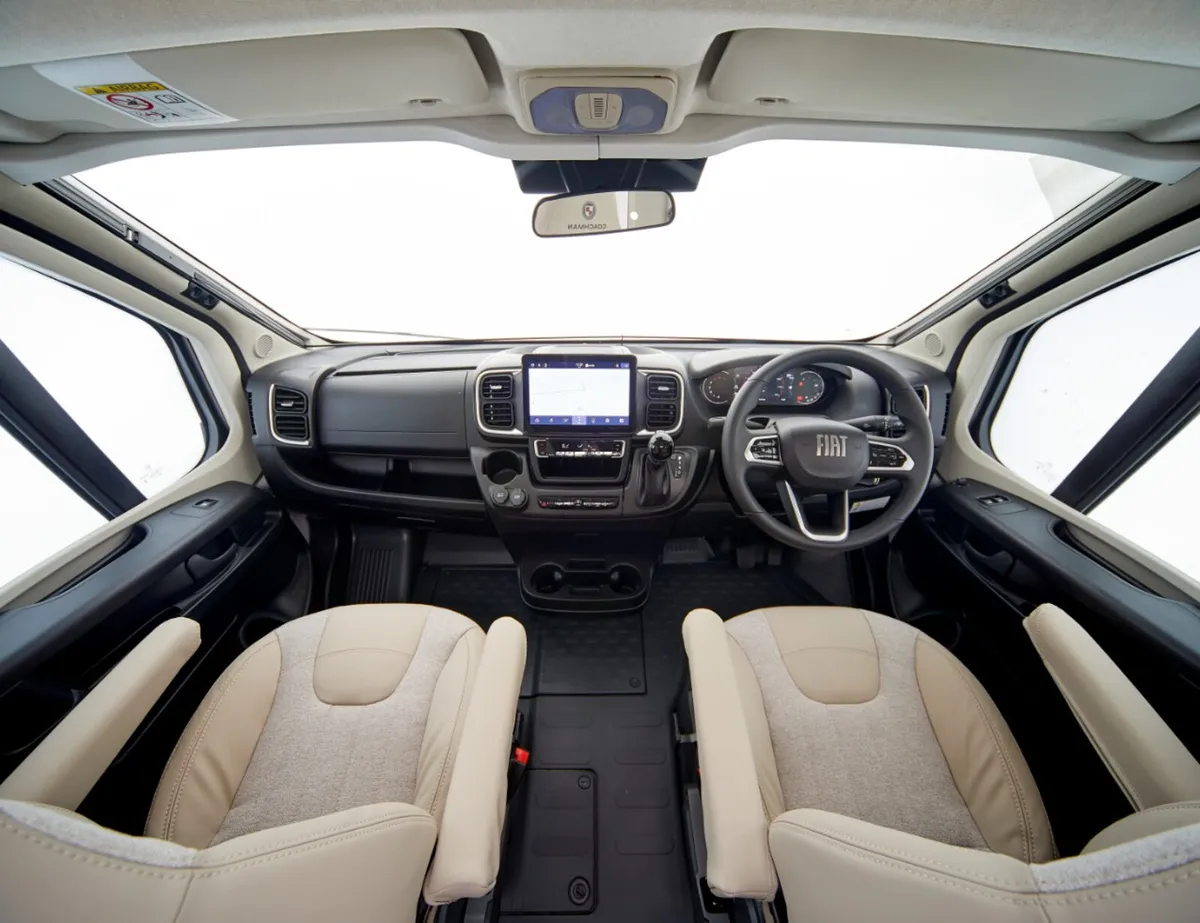 NEW COACHMAN AVVENTURA 565 - Image 4