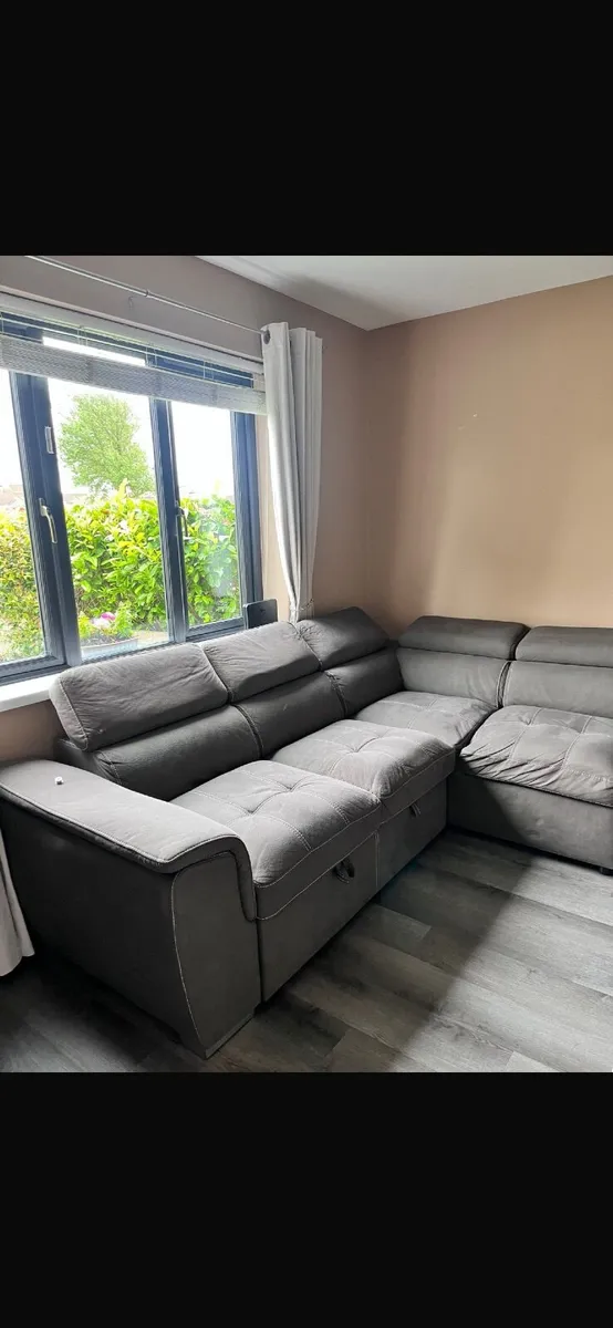 Sofa - Image 4