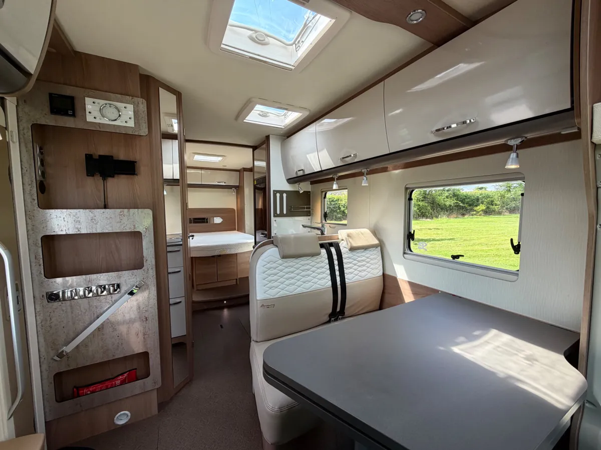 2018 BURSTNER LYSEO TD734 HARMONY LINE Q/B R.H.D - Image 3