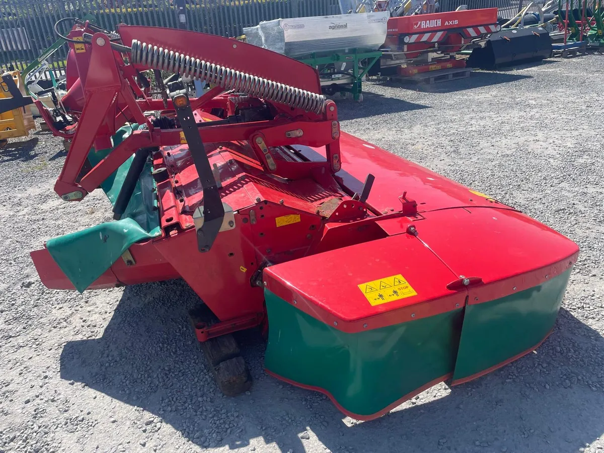 Kverneland TA3632FT Mower Conditioner - Image 3