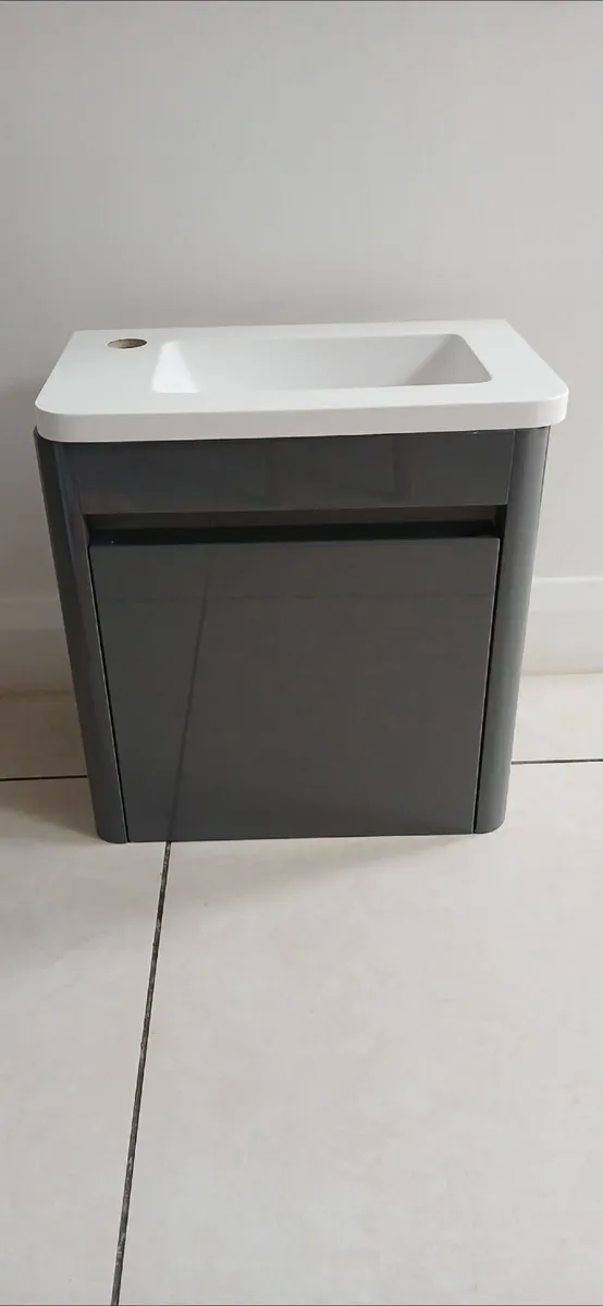 Bathroom sink with vanity unit - Image 2