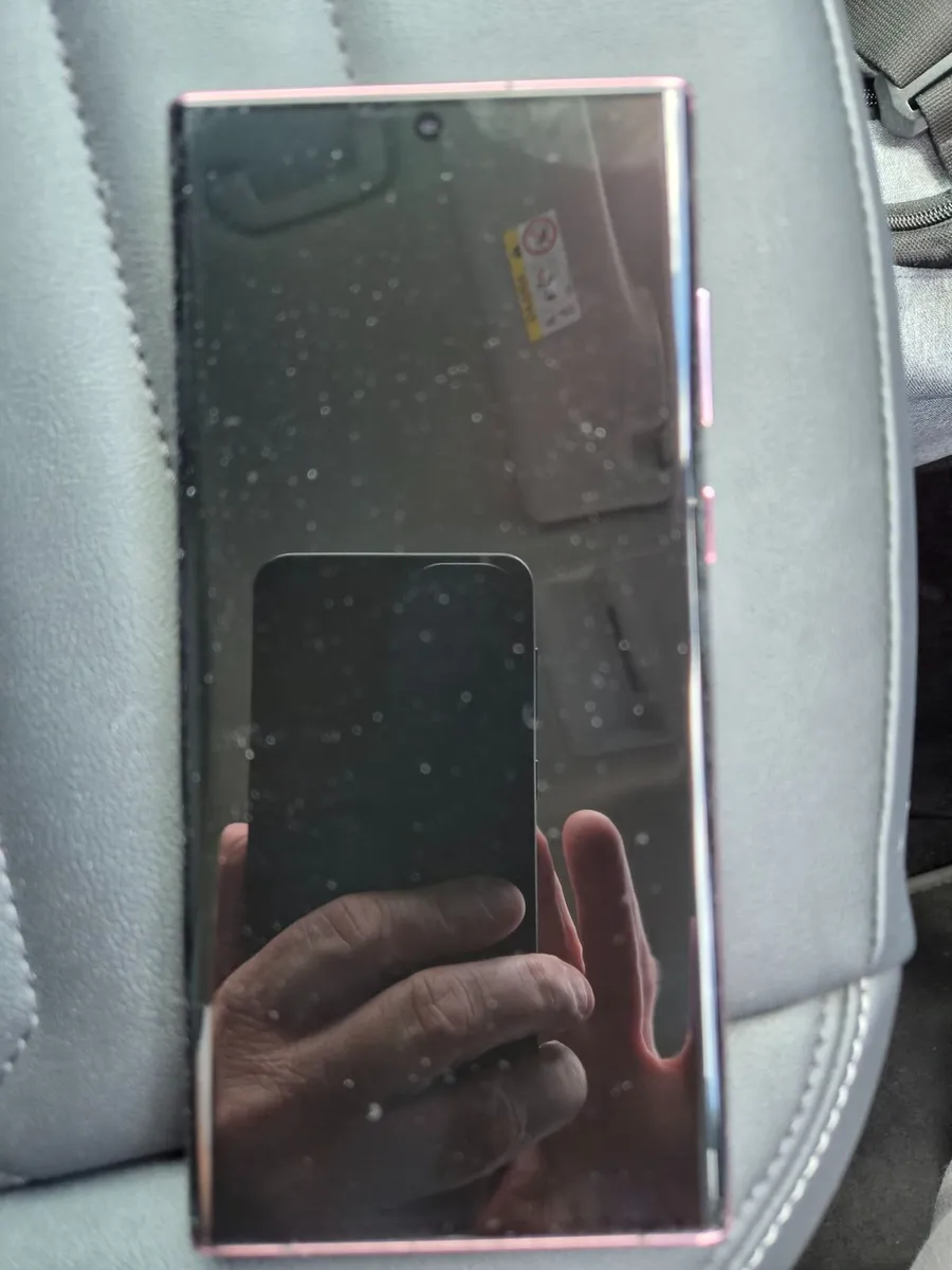 Samsung phone S22 Ultra - Image 1