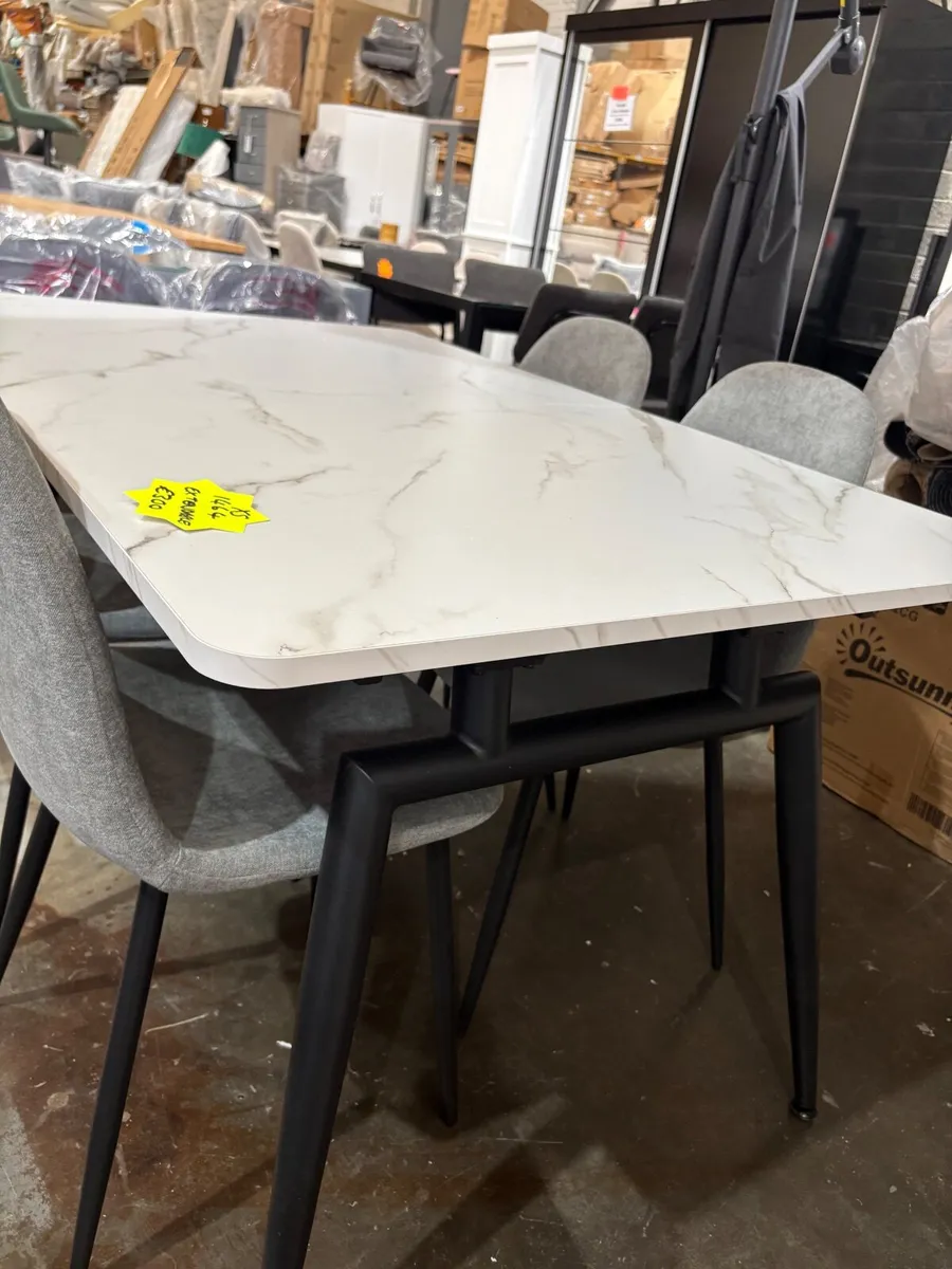 Extendable Dining Table - Image 1