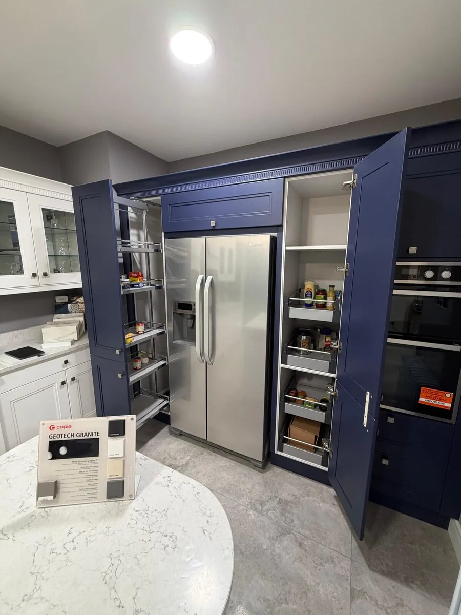 Ex display kitchen sold as seen - Image 3