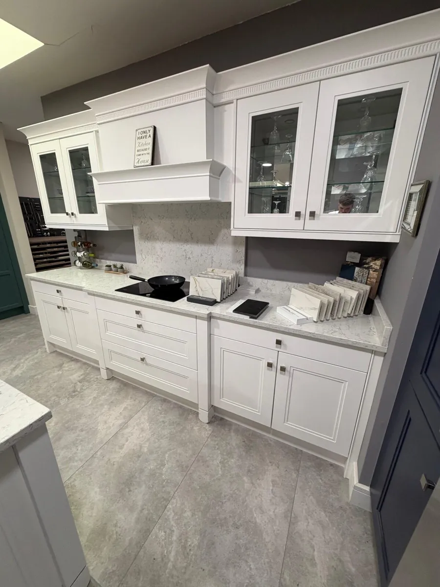 Ex display kitchen sold as seen - Image 4