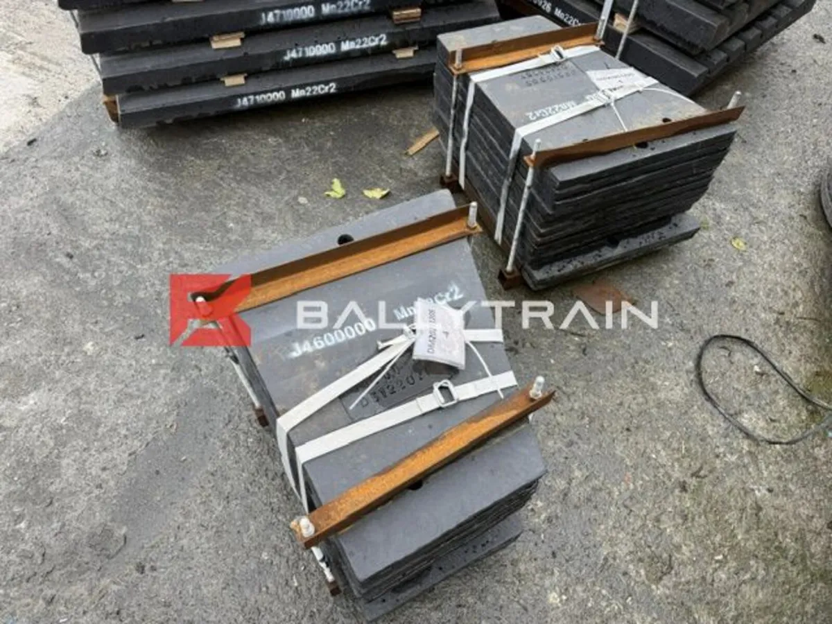 Sandvik QJ341 Cheek Plates (Upper & Lower) - Image 2