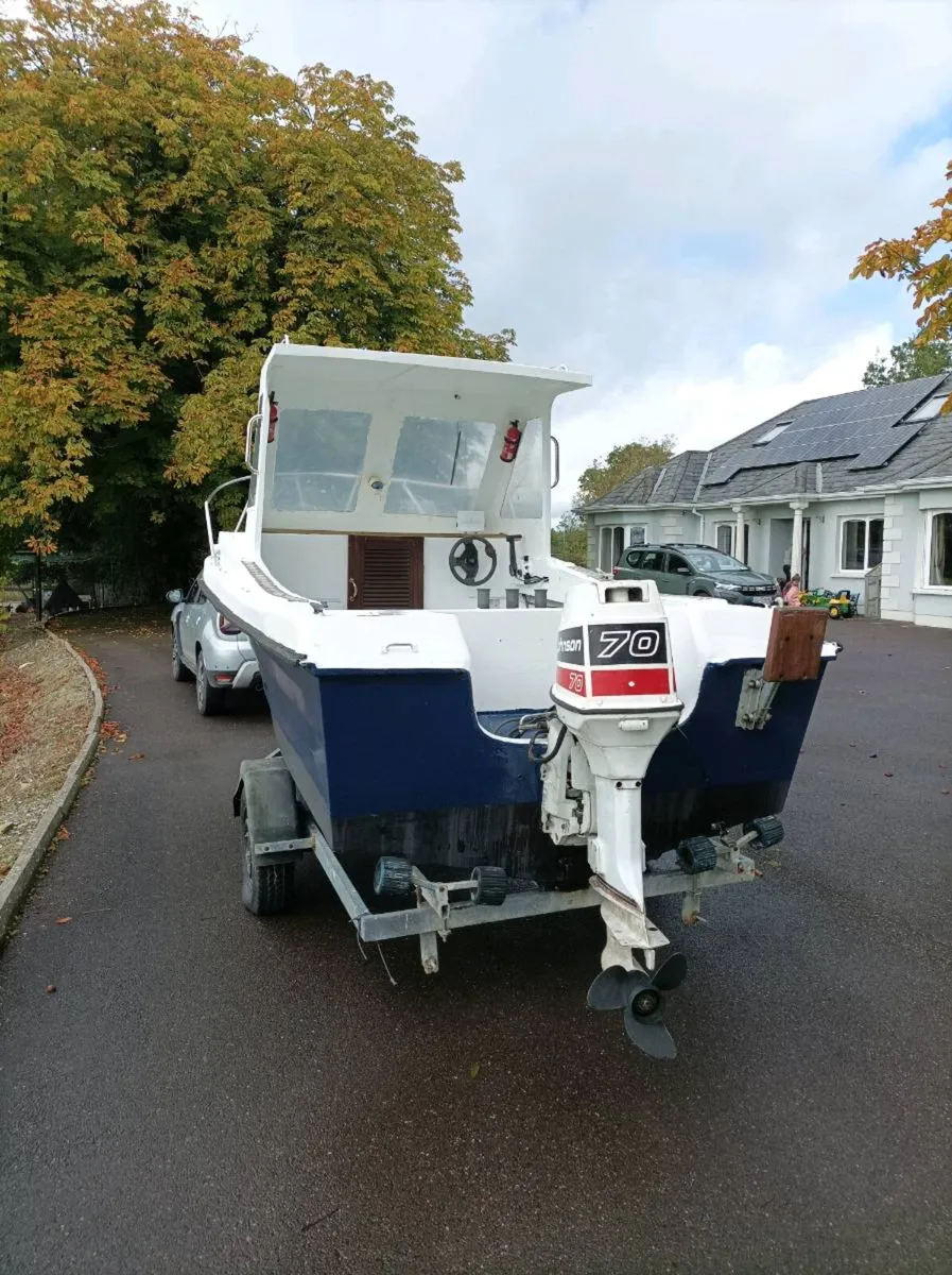 Newly restored boat in excellent condition - Image 4