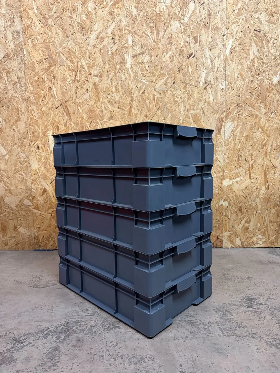 10x storage boxes - Image 1