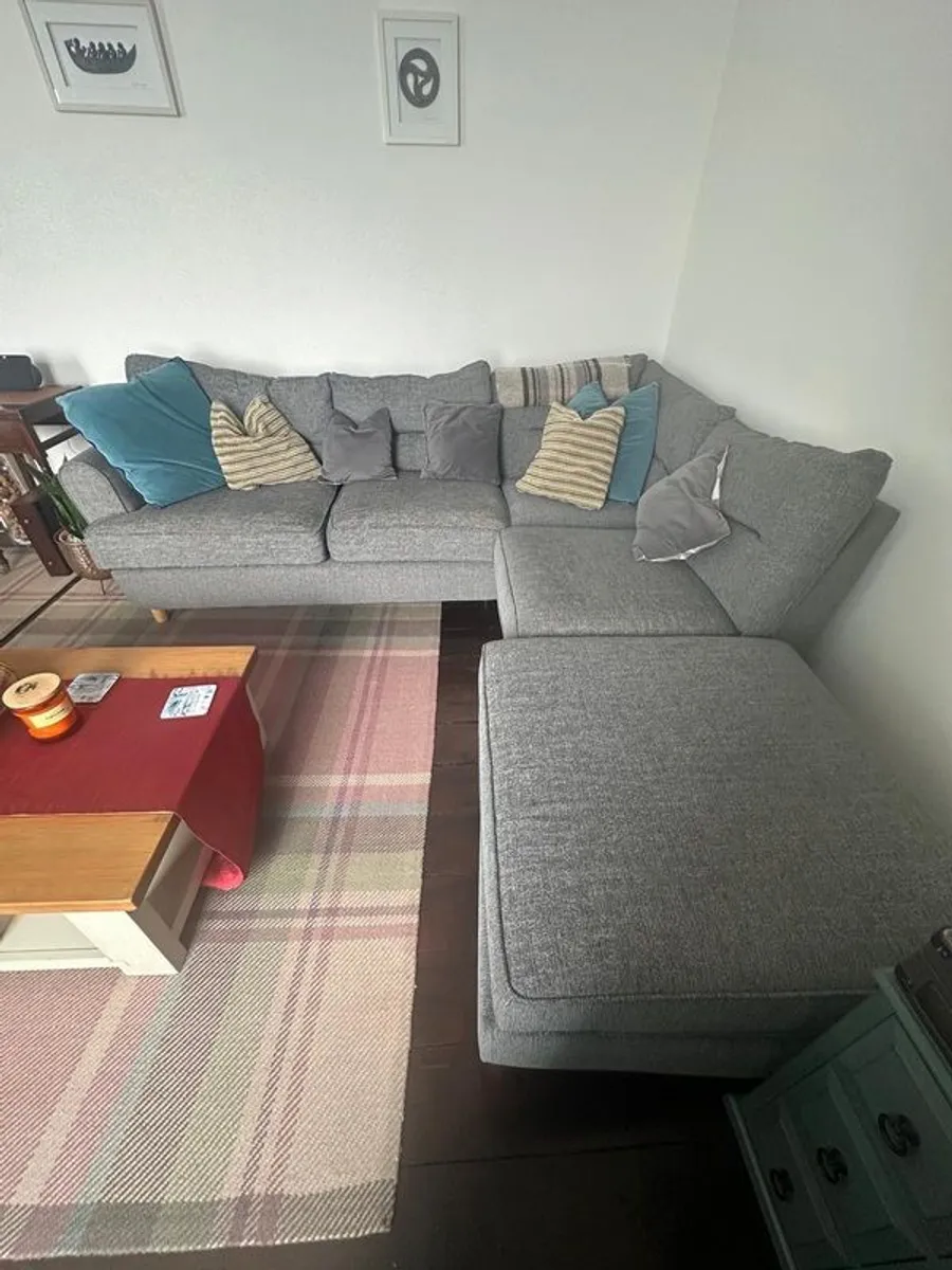 corner sofa - Image 2