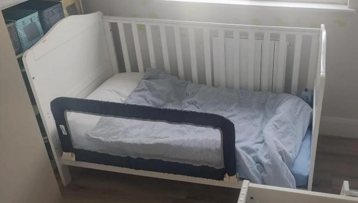 White toddler Cot bed