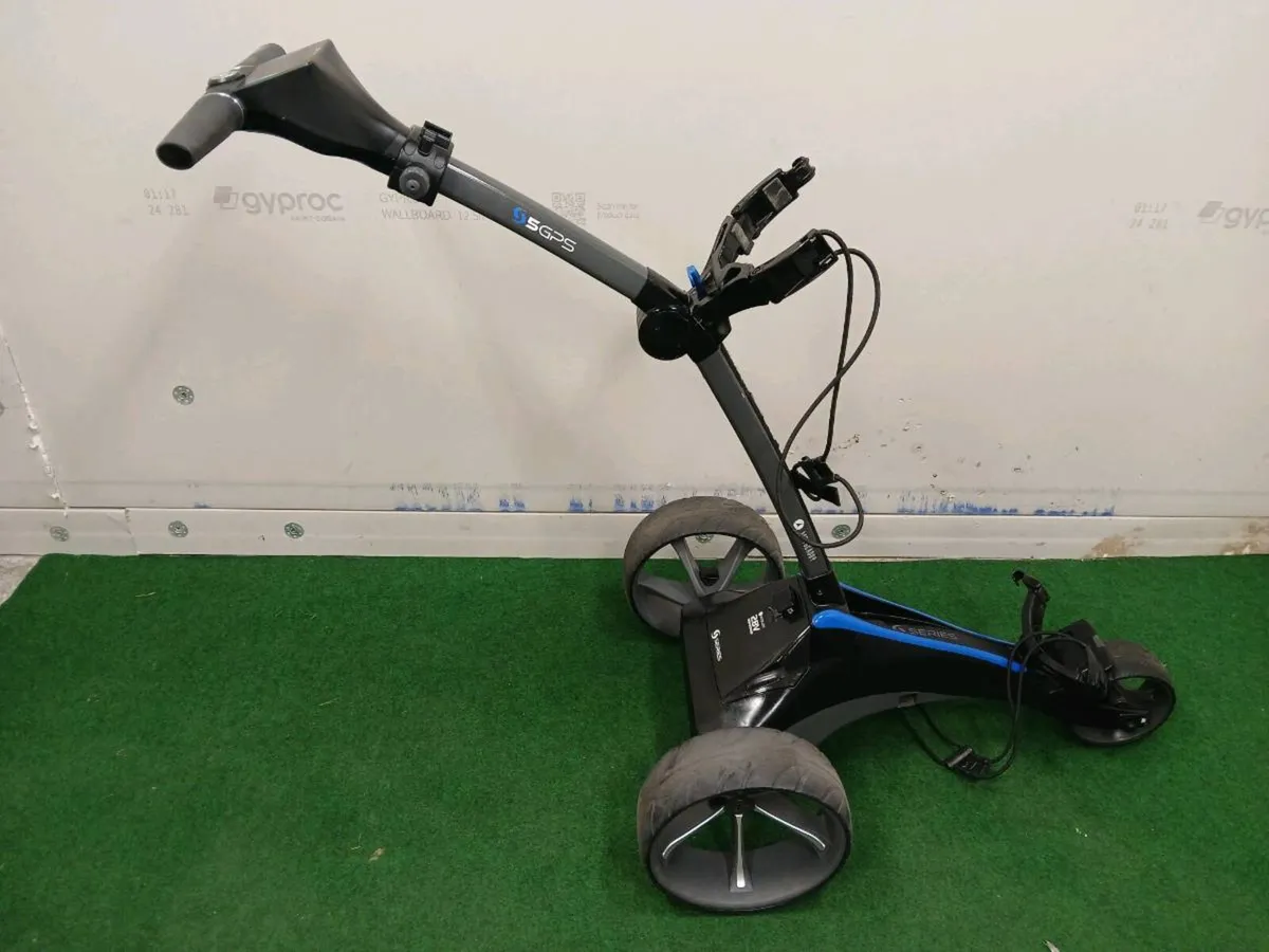 GPS Motocaddy at Golf Concepts - Image 3
