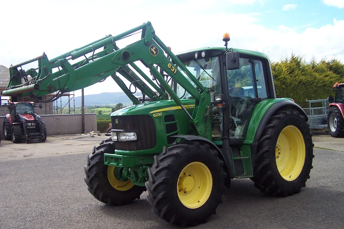 2012 John Deere 6230 c/w John Deere 631 Front Load - Image 3