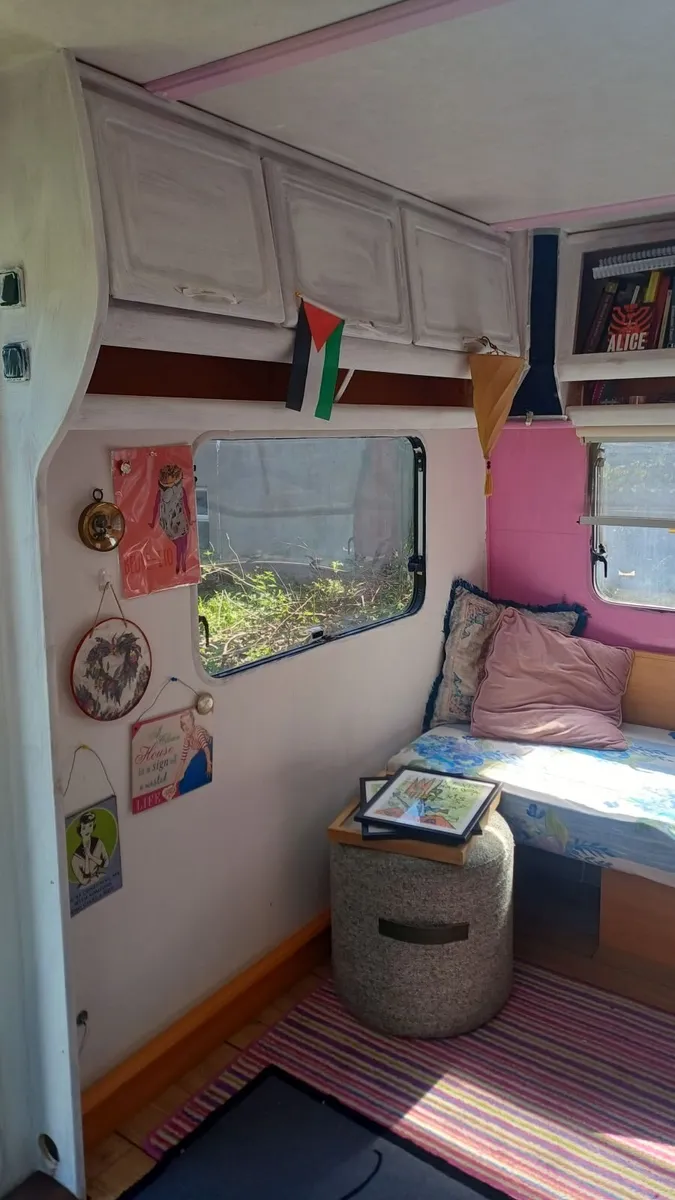 Caravan/Tiny home - Image 3
