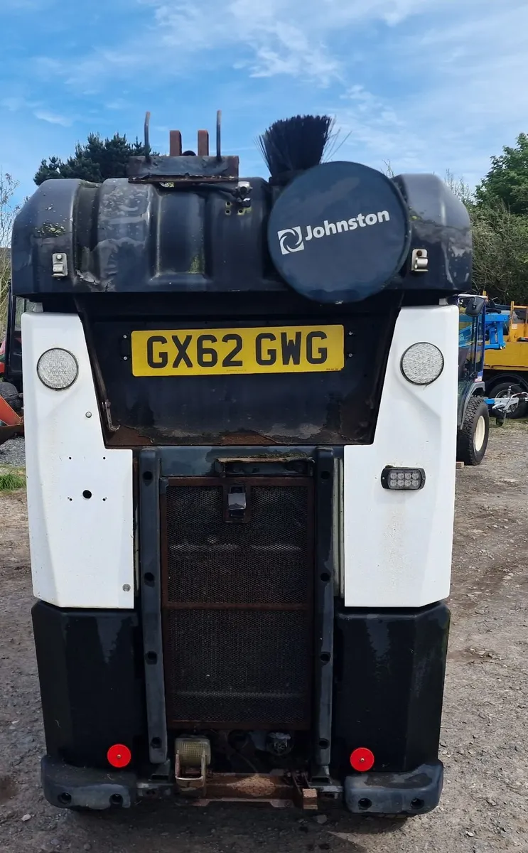 Johnston CN101 road sweeper roadsweeper - Image 2