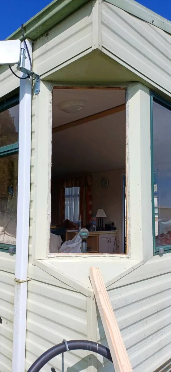 Mobile home maintenance - Image 2