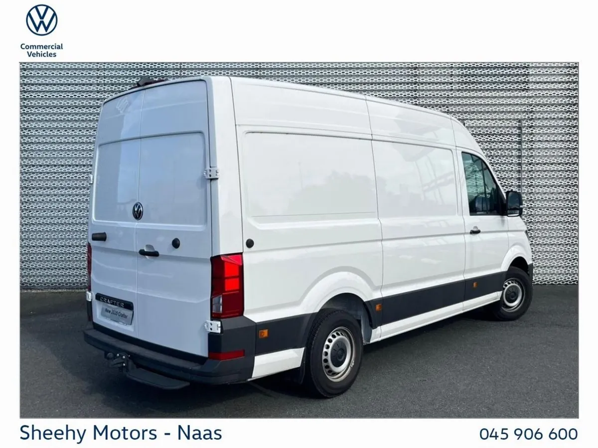 Volkswagen Crafter HIGHLINE H35 MWB 177HP M6F - Image 3
