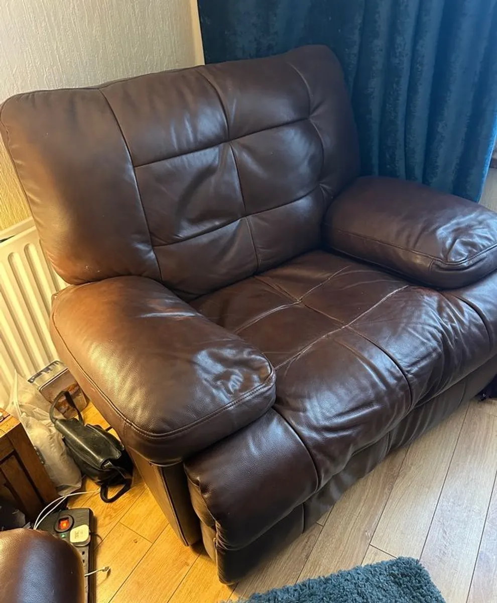Brown leather recliner for sale in good condition. - Image 1
