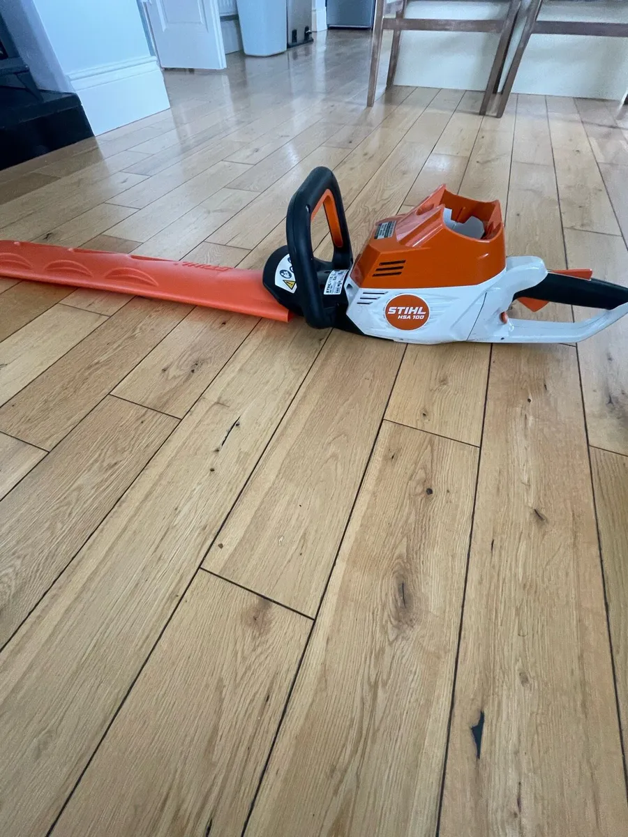 Stihl battery hedge cutter - Image 3