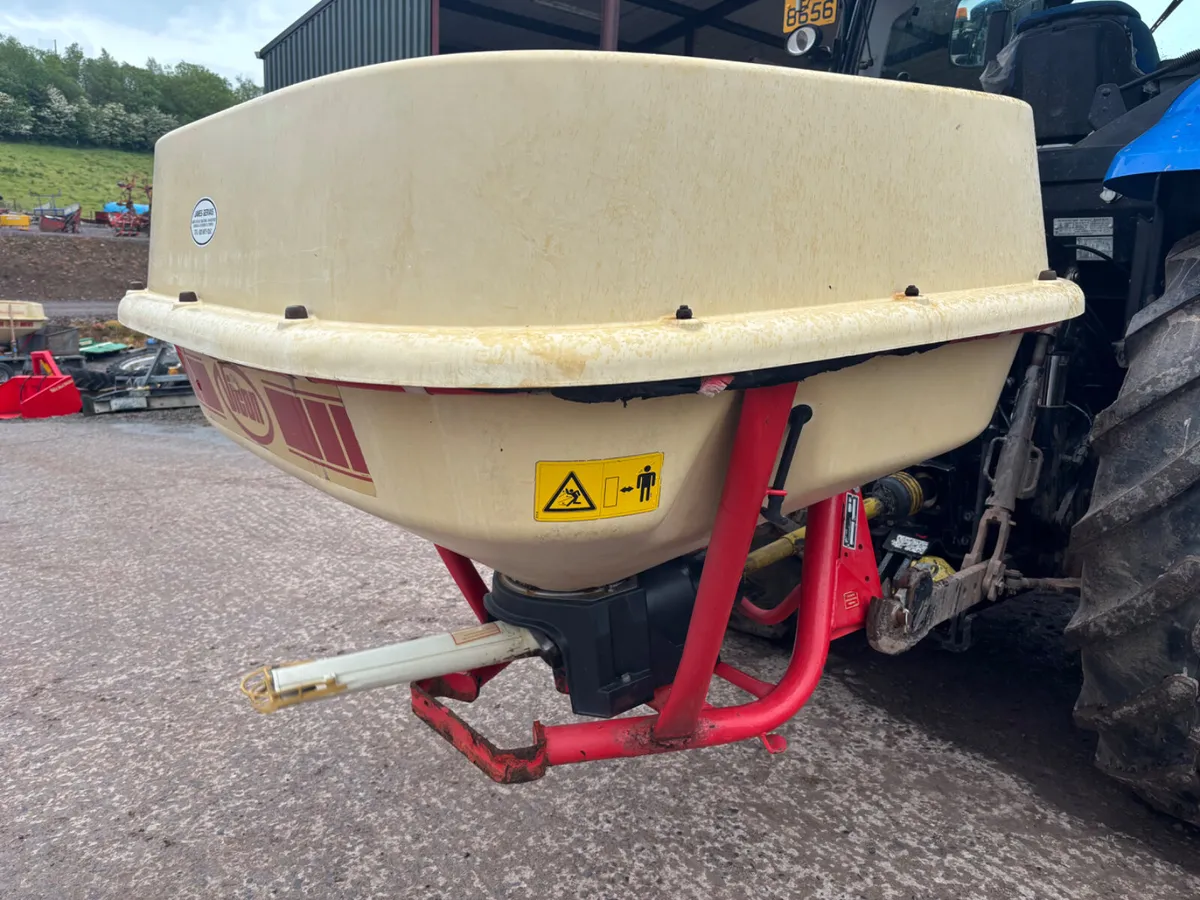 Vicon wagtail sower 1.2 ton - Image 2
