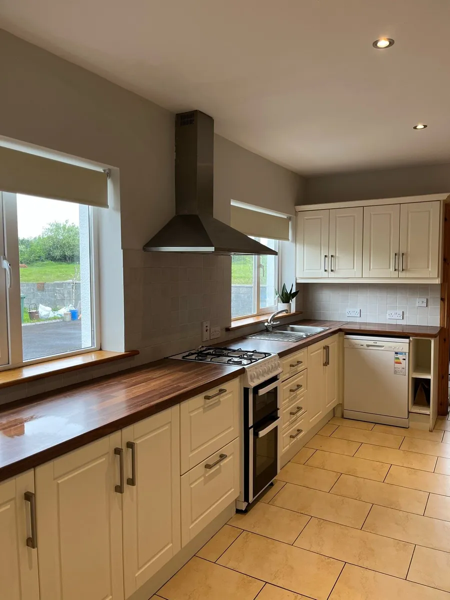 Kitchen - Image 1