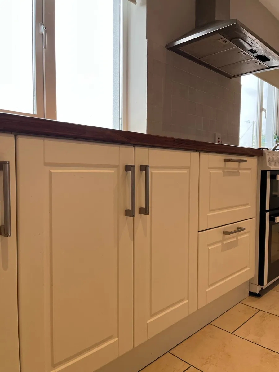 Kitchen - Image 2