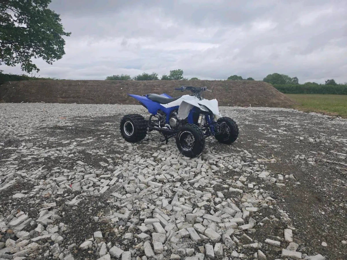 YFZ 450r - Image 1