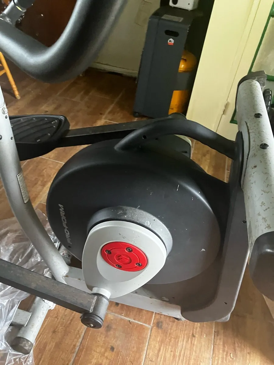 Cross trainer - Image 2