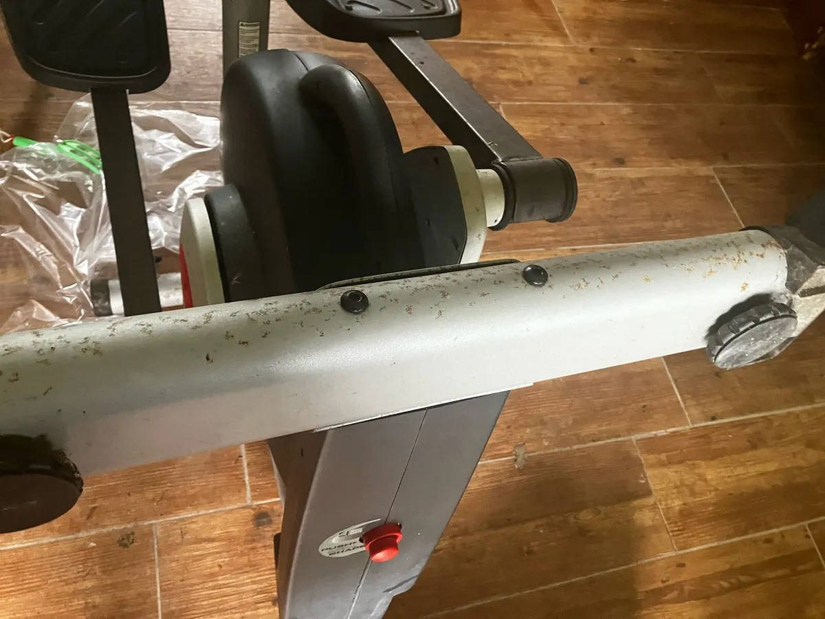 Cross trainer - Image 4