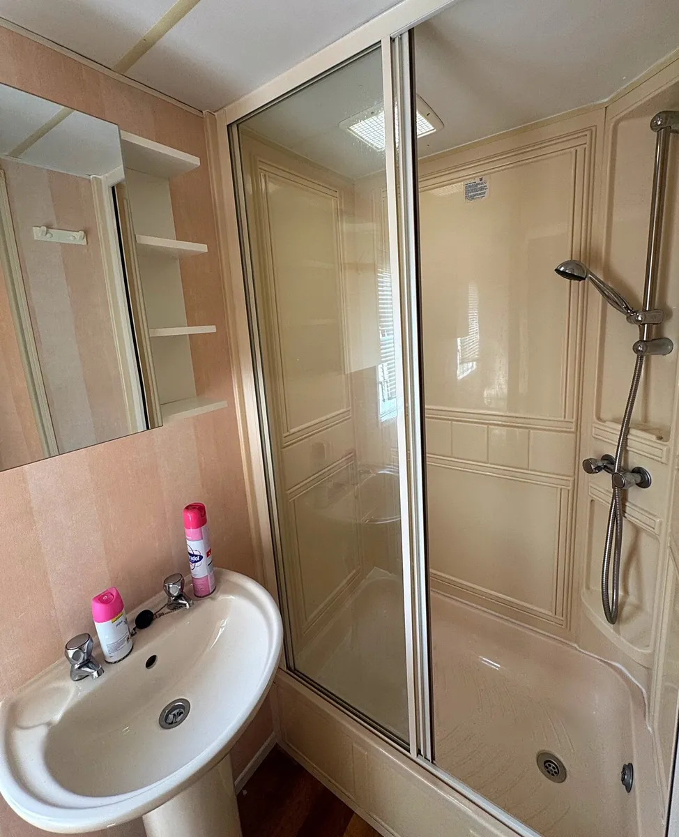 Caravan To Let - Image 4