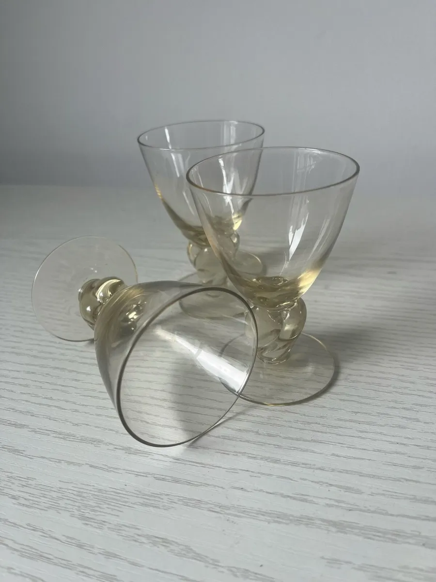 3 Vintage Glasses - Image 2