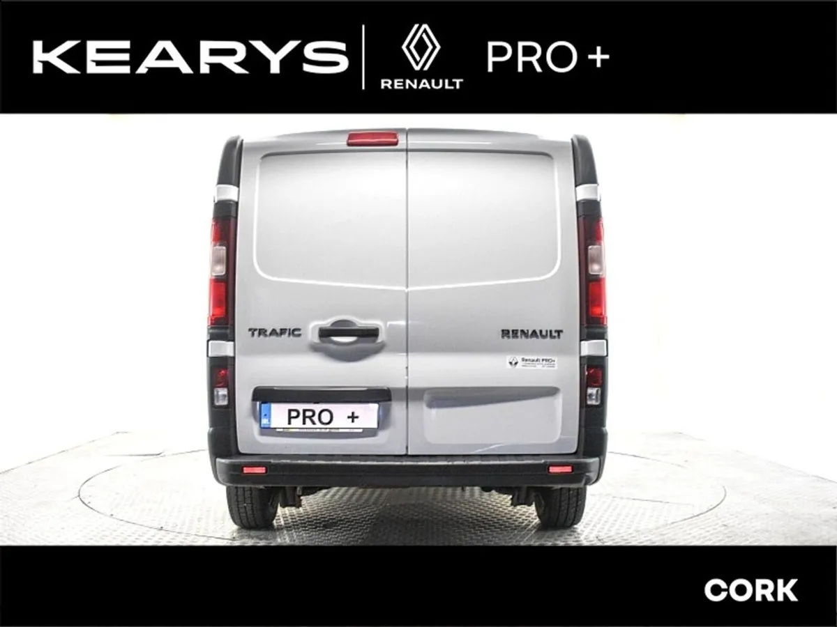 Renault Trafic LL29 dCi 120 Business Panel Van Eu6 - Image 3