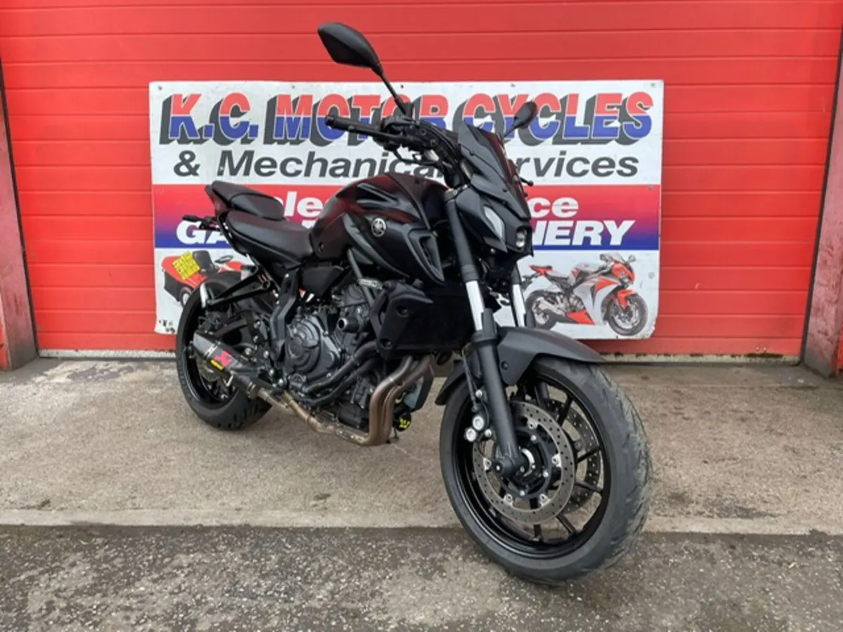 YAMAHA MT 07 - Image 2