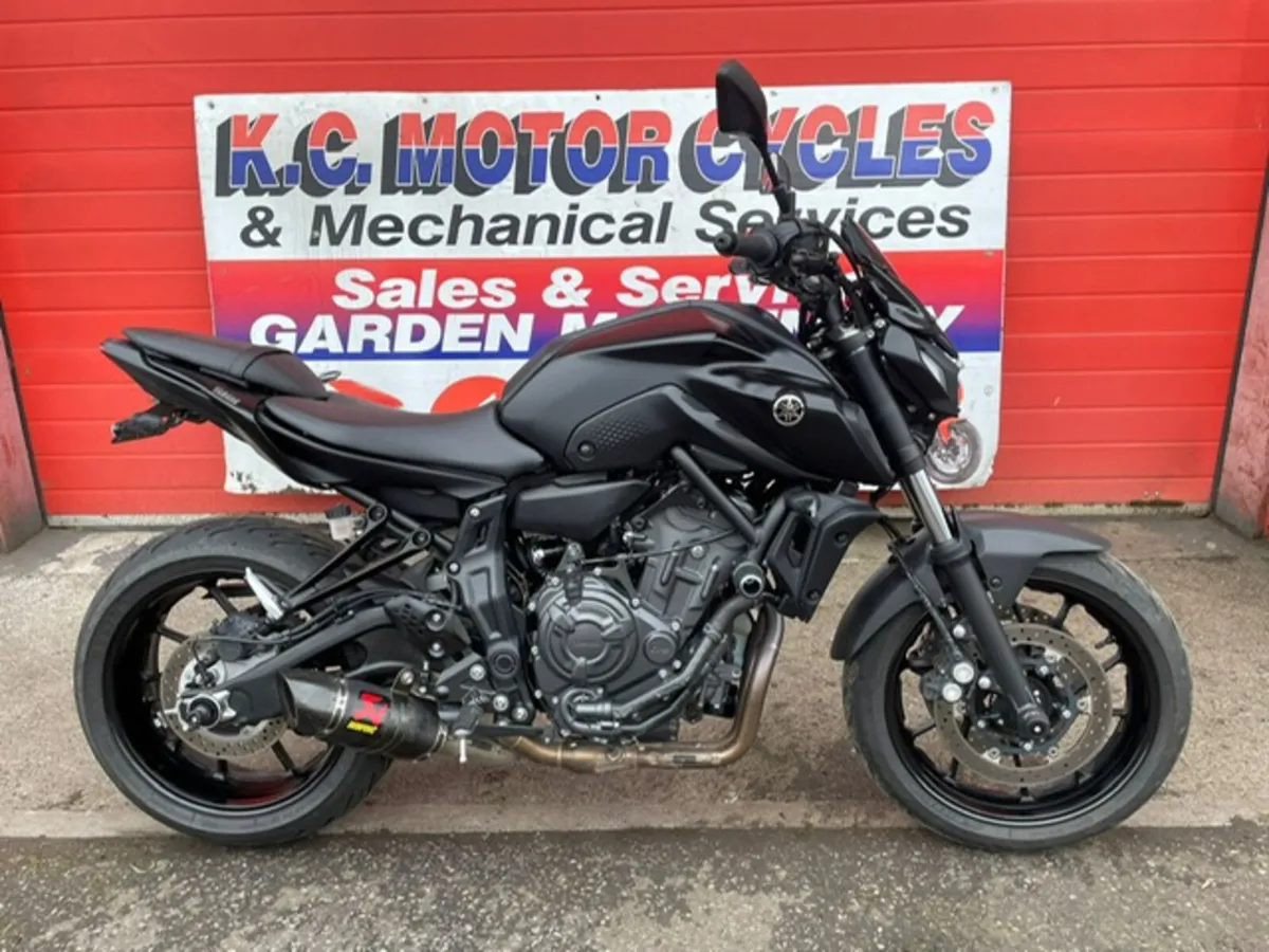 YAMAHA MT 07 - Image 1