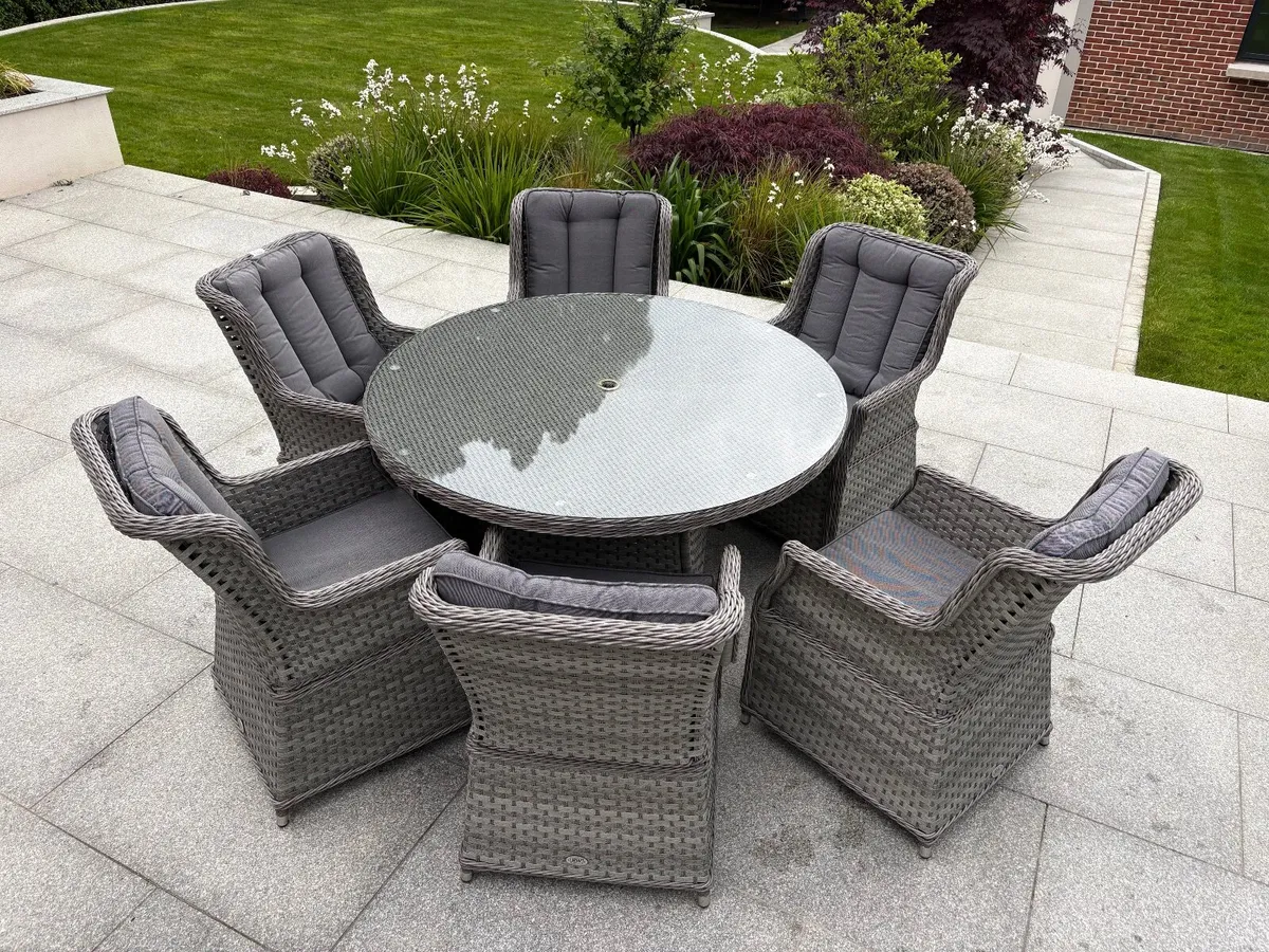 Garden Furniture Dining Set 6 Seater - Image 1
