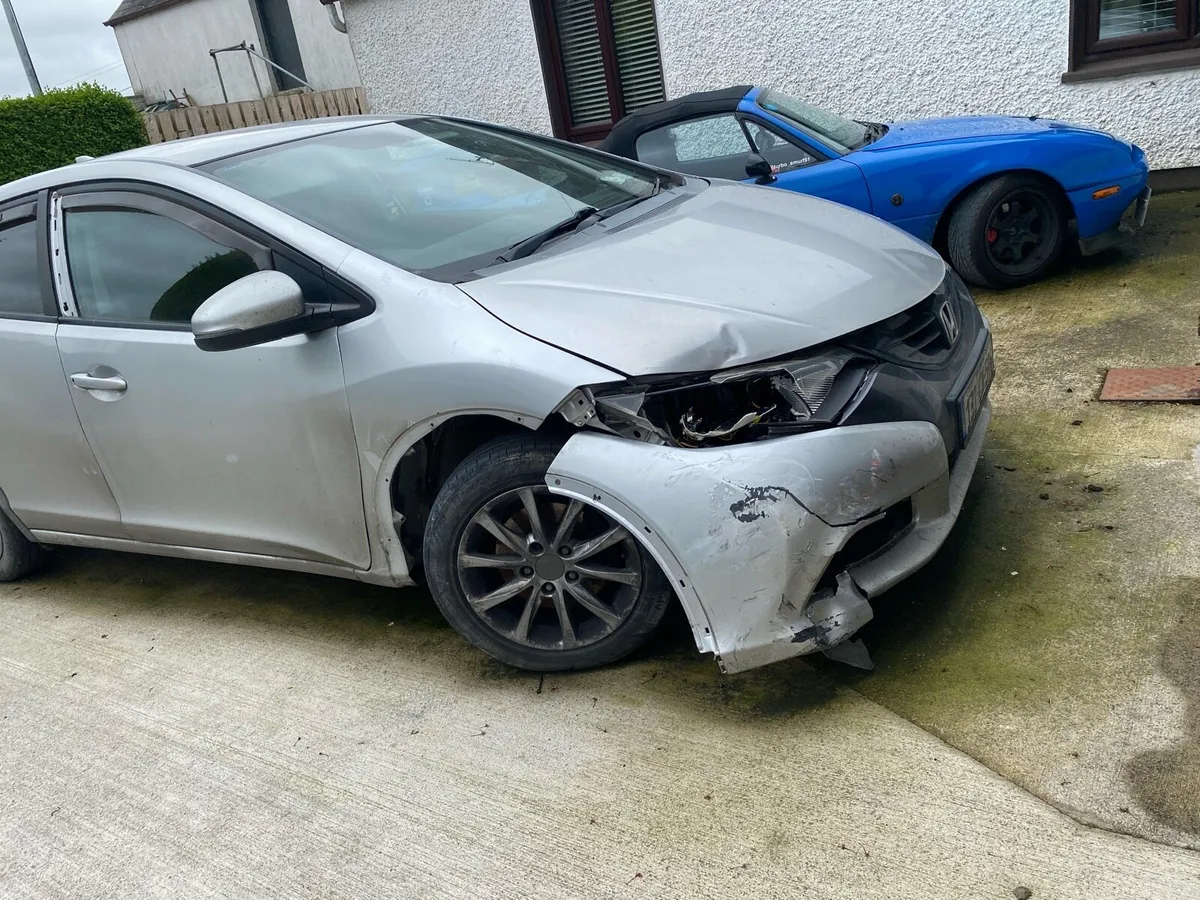 Honda civic  2.2 diesel - Image 4
