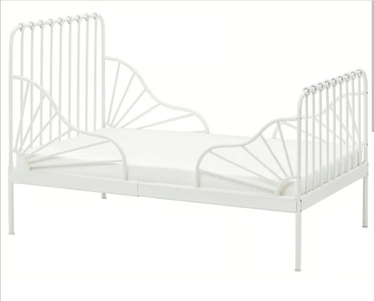 IKEA minnen kids bed - Image 3