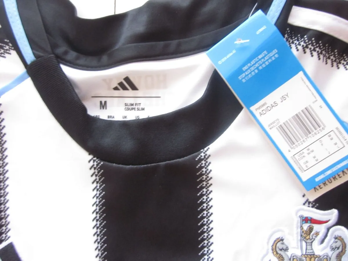 Newcastle United Shirt Addidas 2025/26 New - Image 4