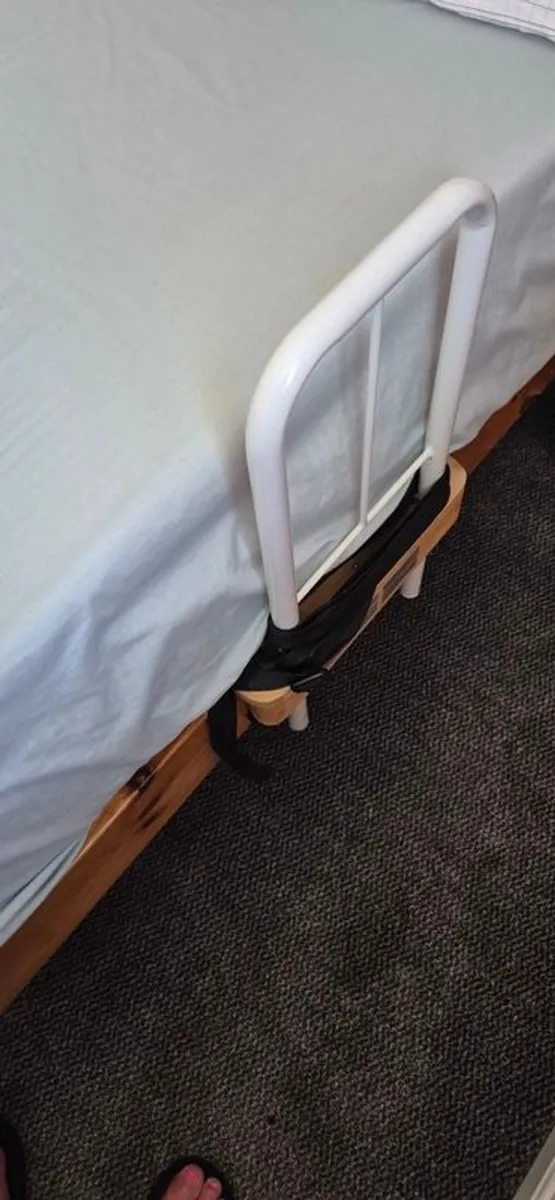 Bed Rail Leaver - Image 1
