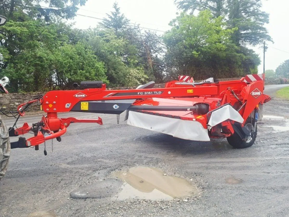 2021 Kuhn FC 3161TLD Trailed Conditioner Mower - Image 3