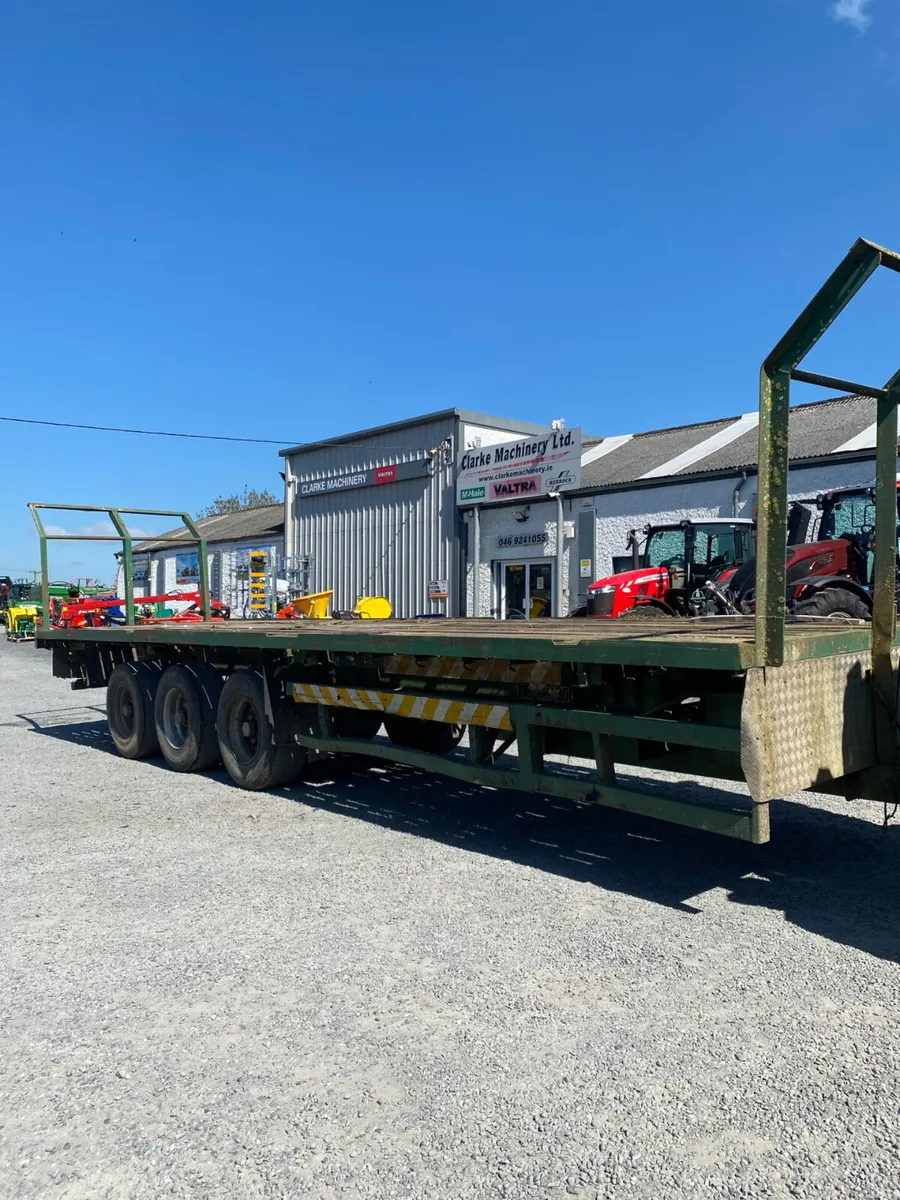 Souhan 33ft Tri Axle Bale Trailer - Image 1