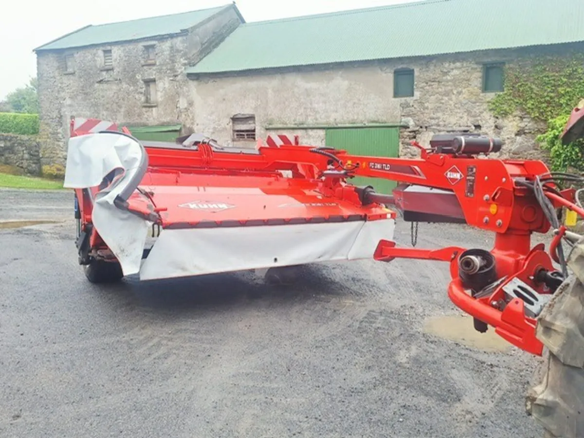 2021 Kuhn FC 3161TLD Trailed Conditioner Mower - Image 1