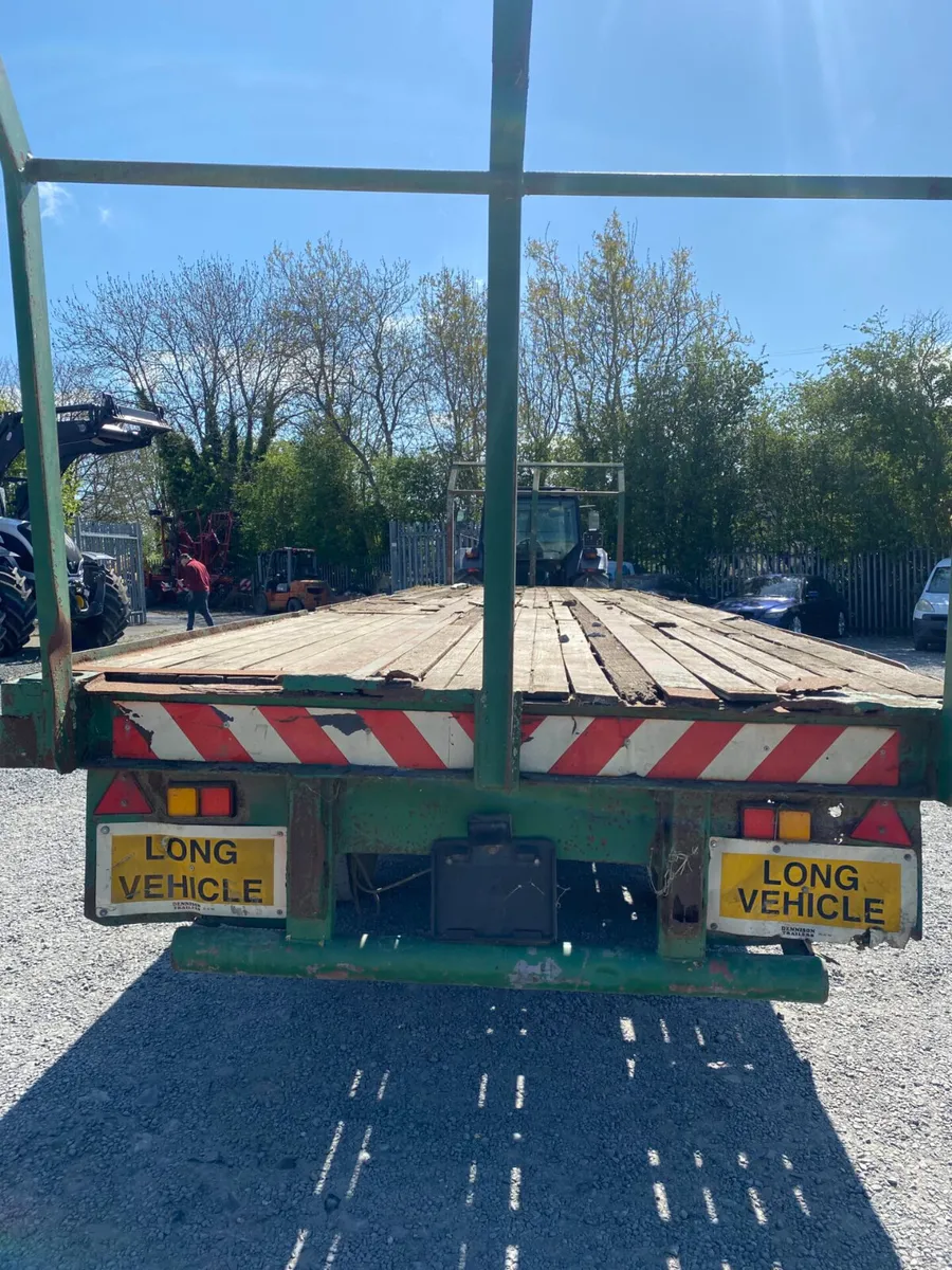 Souhan 33ft Tri Axle Bale Trailer - Image 3