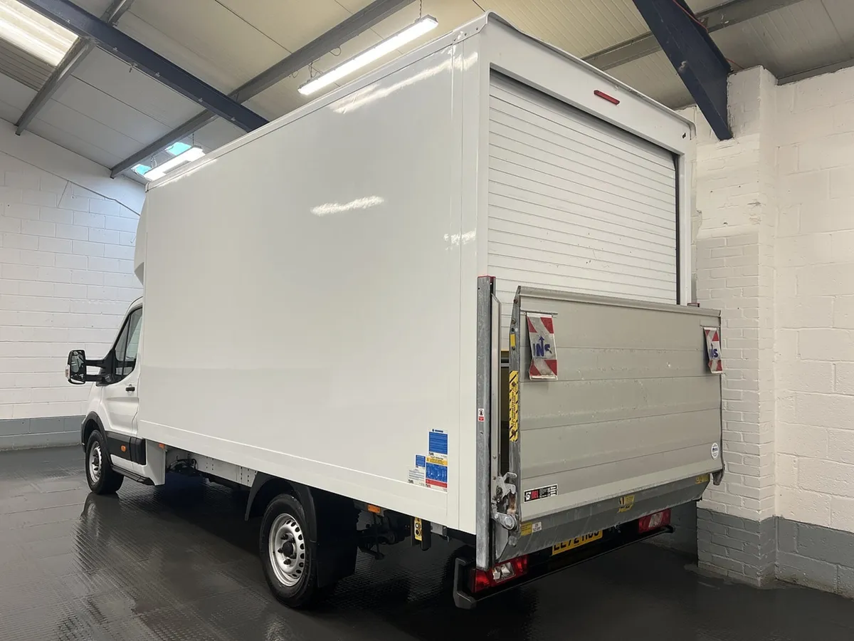 2023 Ford Transit Luton Box Van - Image 4
