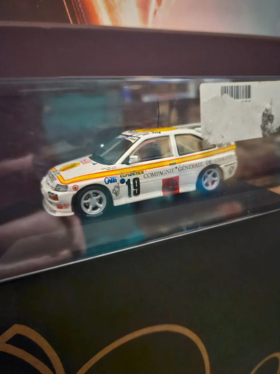 Corgi Minichamps Ford Escort Rally - Image 2