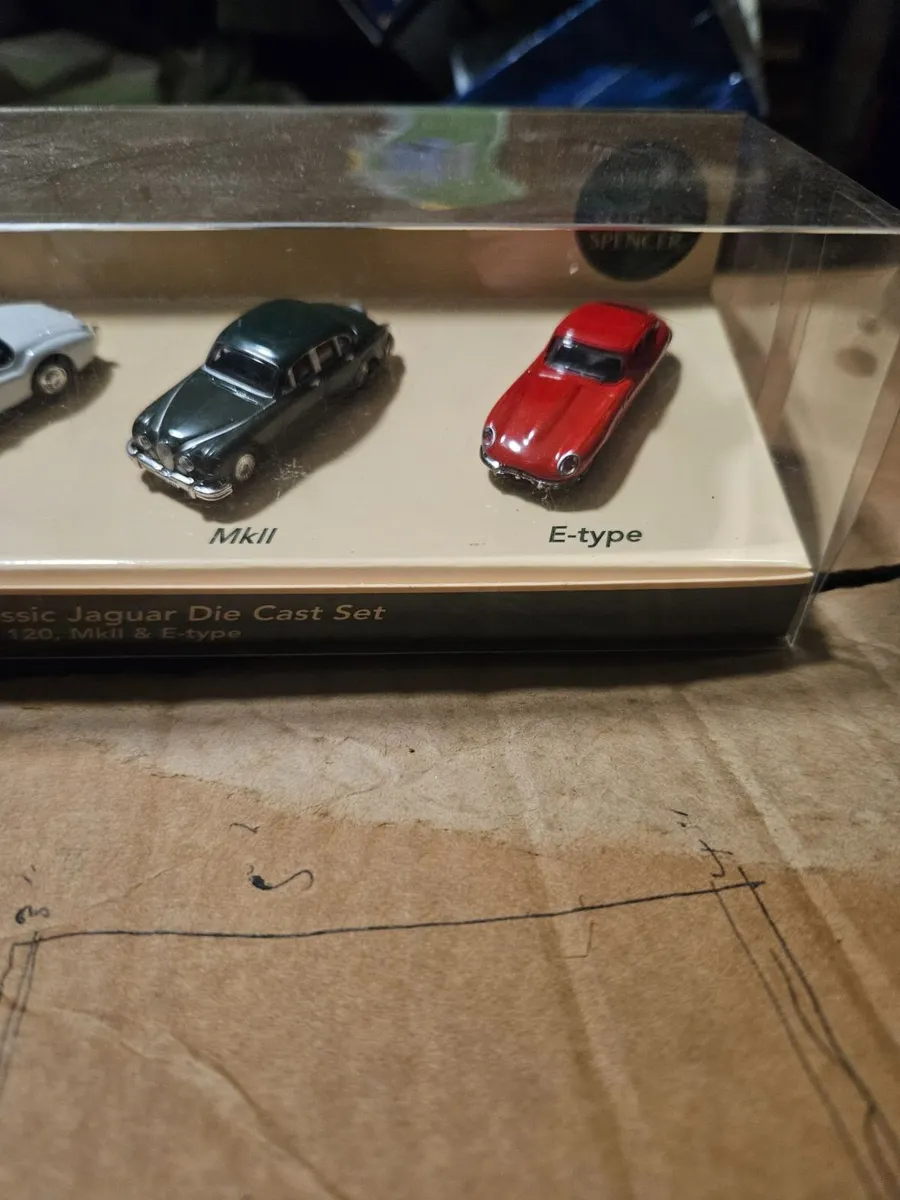 Corgi Jaguar Marks and Spencer Set - Image 2
