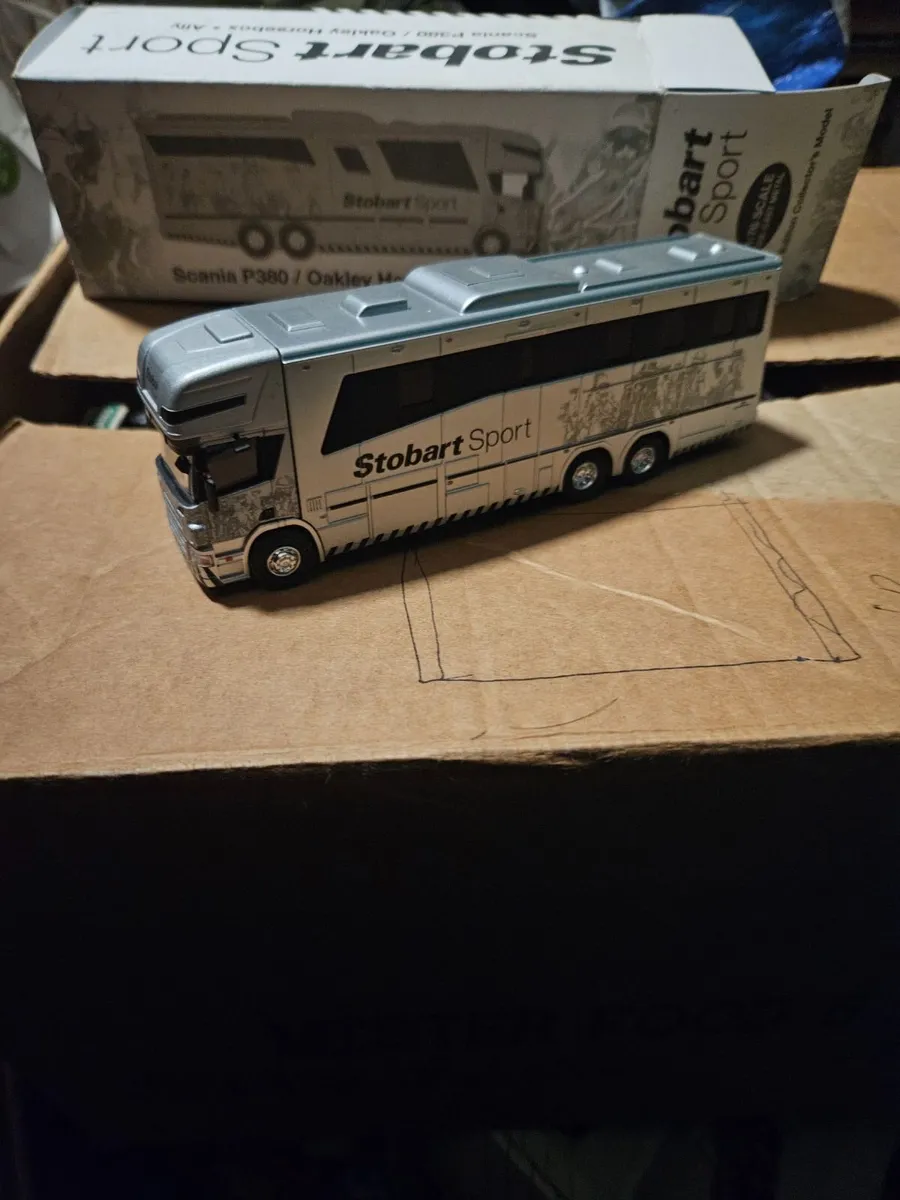 Corgi Atlas Eddie Stobart Horse Box - Image 1