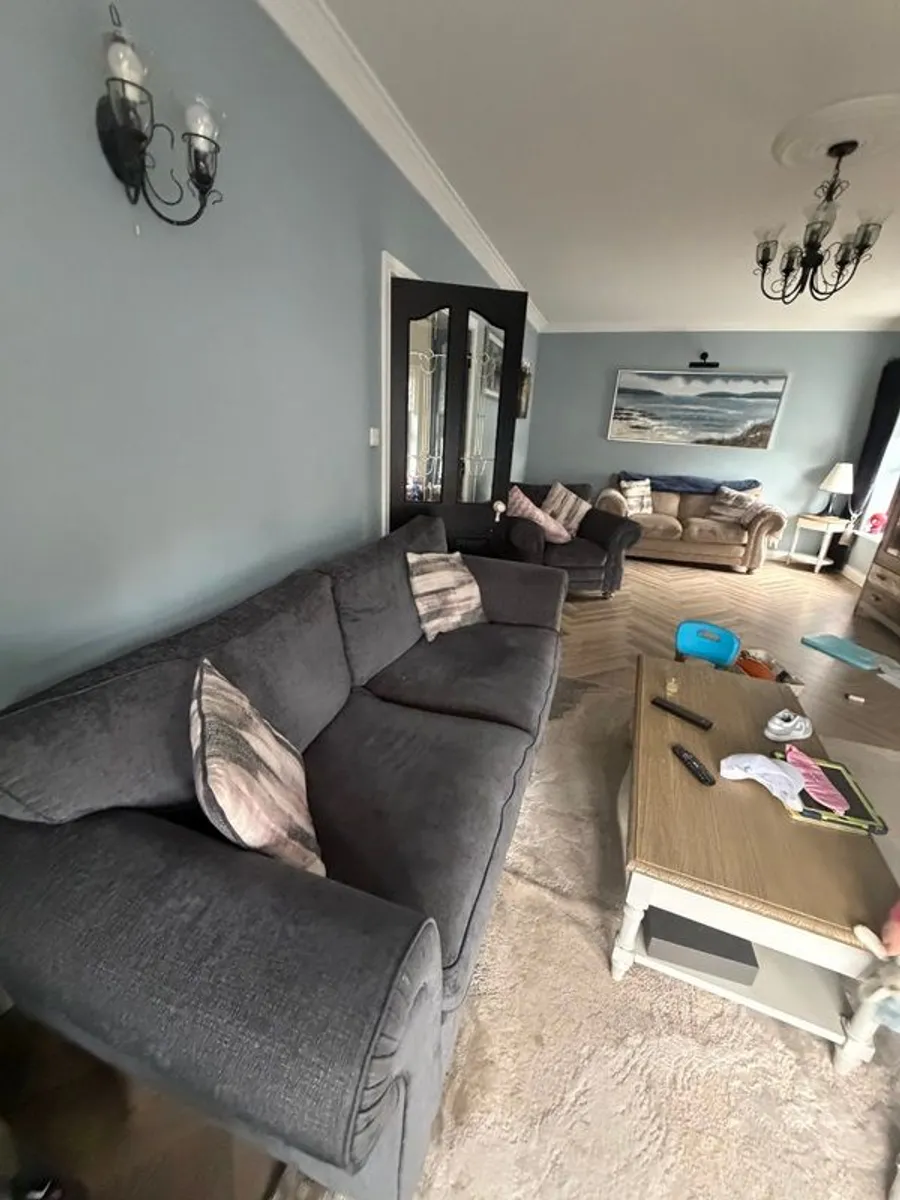 Sofa & suite - Image 1