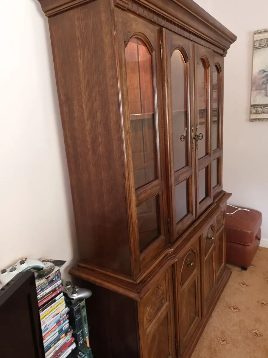 Cabinet - Image 3